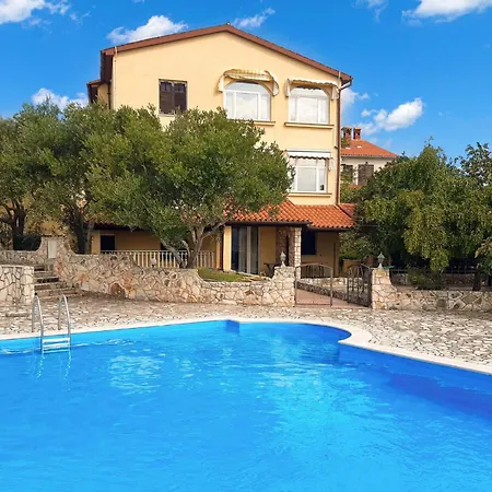Awesome In With Outdoor Swimming Pool Holiday home Pomer